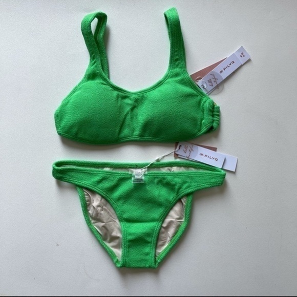 PILYQ KIWI REEF RING SIDE & HIGH CUT BIKINI SET - Picture 6 of 15